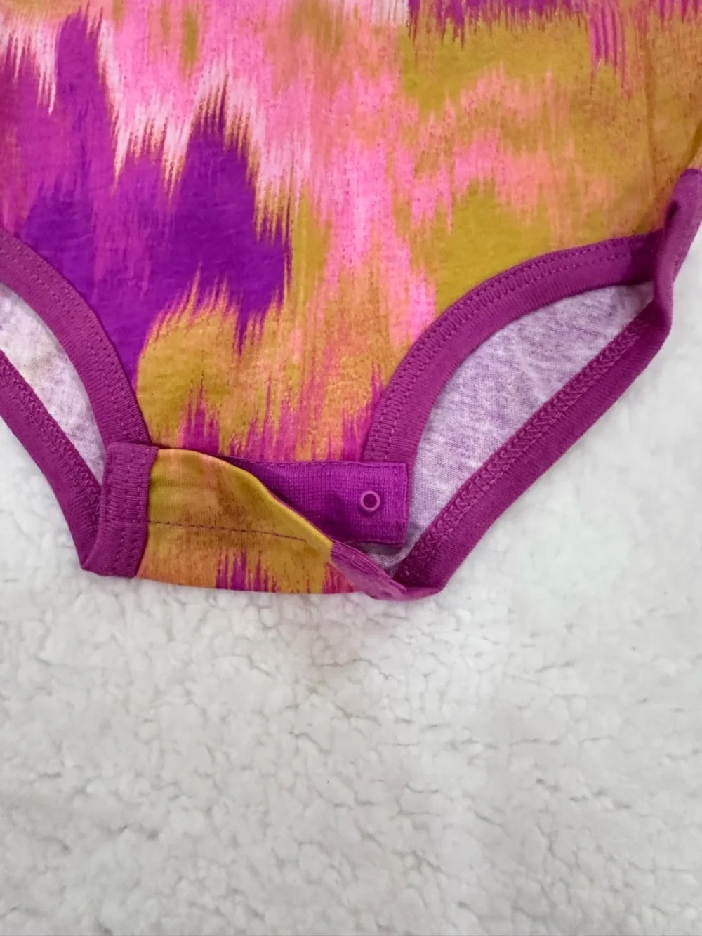 Nike Girls Tie-Dye Bodysuit & Leggings Set - Picture 4 of 12